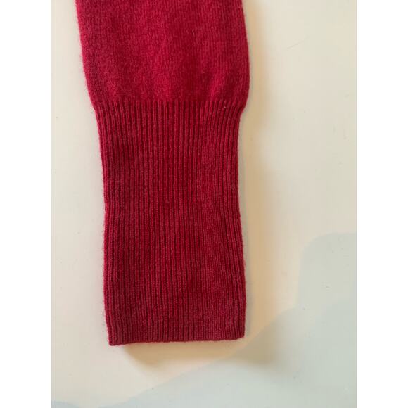 Classic Red V-Neck Women's Sweater - Picture 6 of 7